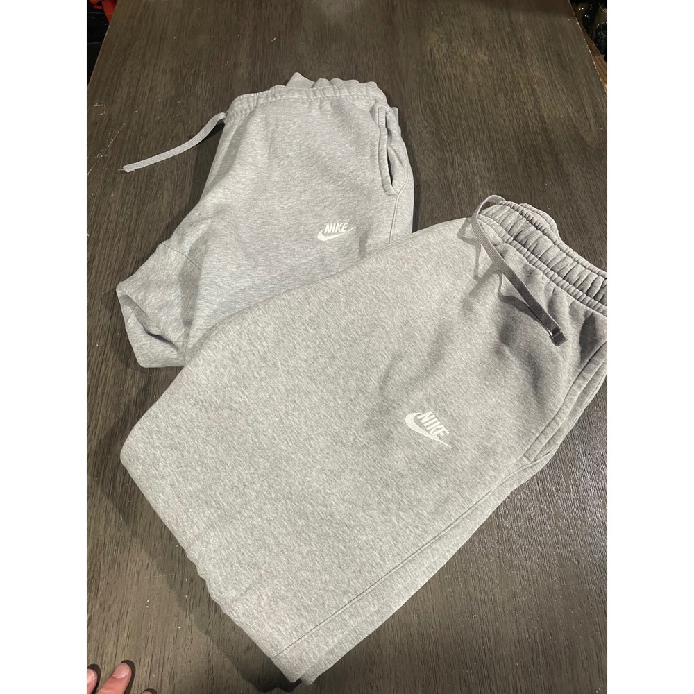 Nike Men Large Grey Sweatpants Joggers Club Fleece Lot of 2 BV2671 804408